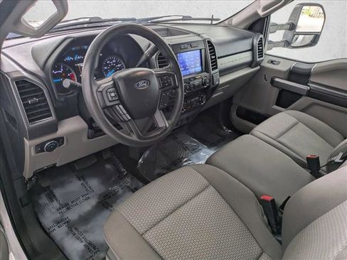Used 2022 Ford F350 XLT image 9