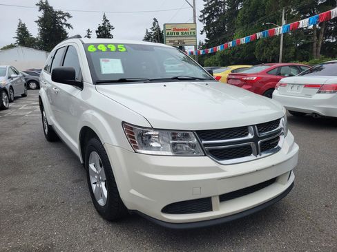 Used 2017 Dodge Journey SE w/ Flexible Seating Group FWD image 3
