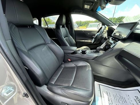 Used 2021 Toyota Venza Limited w/ Advanced Technology Package AWD/4WD image 30