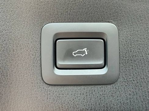 Used 2025 MAZDA CX-5 AWD 2.5 S w/ Preferred Package image 17