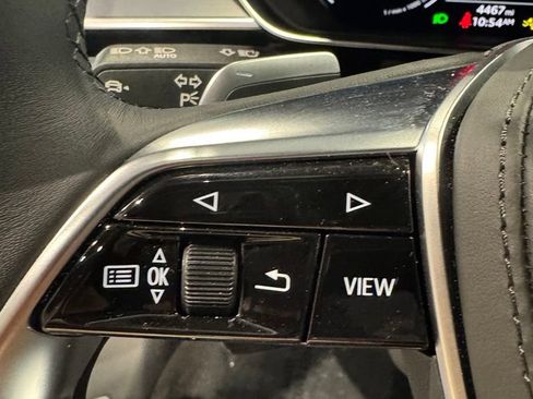 Used 2025 Audi A8 L 3.0T AWD/4WD image 17
