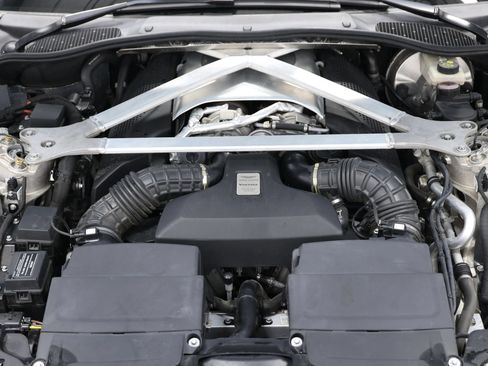 Used 2020 Aston Martin V8 Vantage Coupe RWD image 89