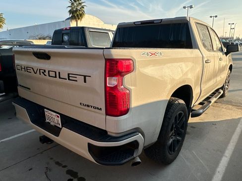 Used 2026 Chevrolet Silverado 1500 Custom w/ Turbomax Blackout Package image 5