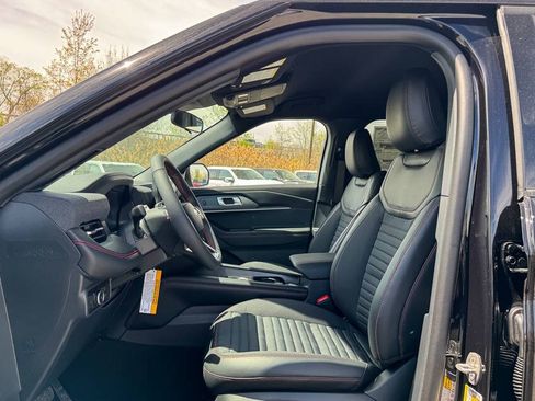 New 2026 Ford Explorer ST-Line w/ ST-Line Street Pack AWD/4WD image 22