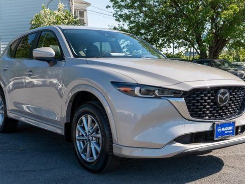 Used 2024 MAZDA CX-5 AWD 2.5 S w/ Preferred Package image 4