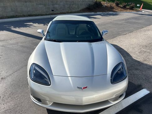 Used 2006 Chevrolet Corvette Convertible w/ Preferred Equipment Group RWD image 6