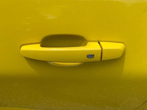 Used 2016 Chevrolet Camaro LT RWD image 11