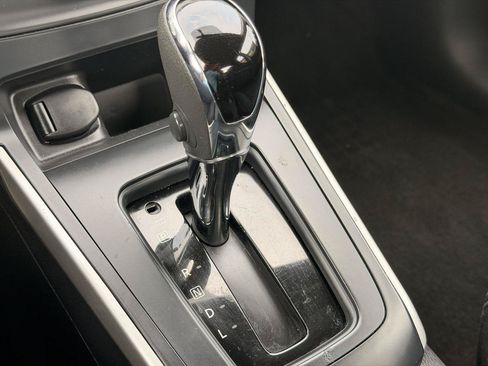 Used 2018 Nissan Sentra SV FWD image 22