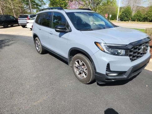Used 2022 Honda Passport TrailSport image 7