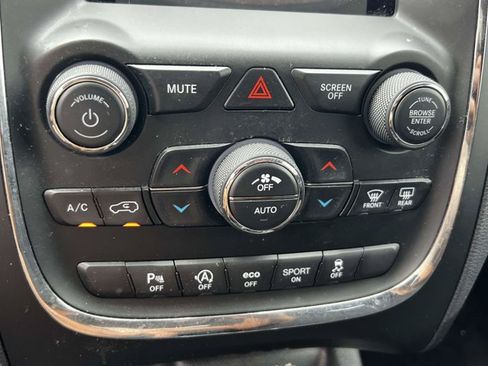Used 2018 Dodge Durango SXT w/ Quick Order Package 2BB AWD/4WD image 27