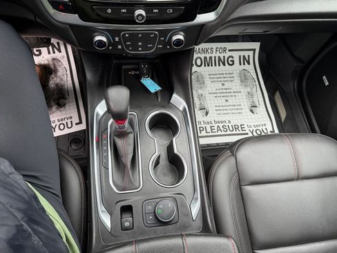 Used 2024 Chevrolet Traverse RS w/ LPO, Floor Liner Package AWD/4WD image 19