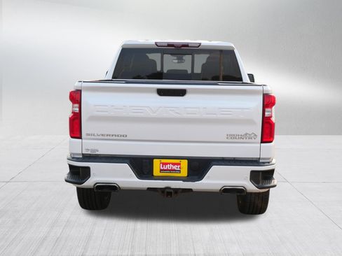 Used 2020 Chevrolet Silverado 1500 High Country w/ Technology Package AWD/4WD image 6