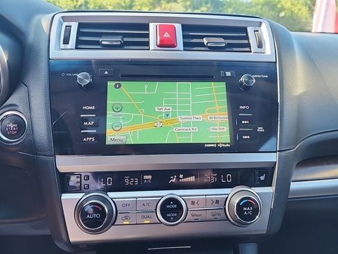 Used 2016 Subaru Outback 2.5i Limited AWD/4WD image 19