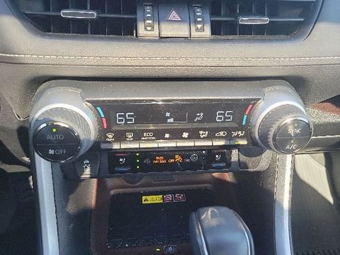 Used 2023 Toyota RAV4 Limited AWD/4WD image 20