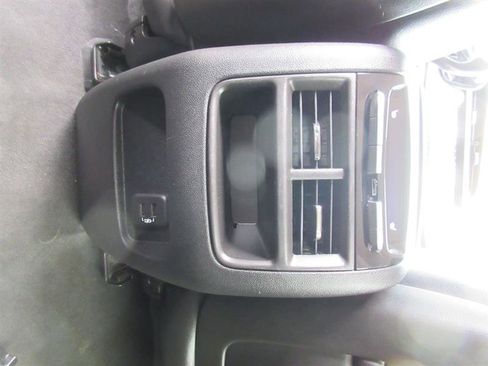 Used 2019 Cadillac XT5 Premium Luxury image 25