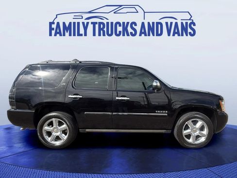 Used 2011 Chevrolet Tahoe LTZ AWD/4WD image 6