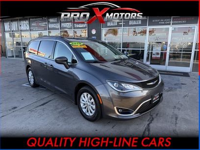 Used 2018 Chrysler Pacifica Touring Plus