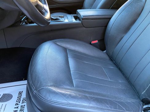 Used 2015 Hyundai Genesis 3.8 image 24