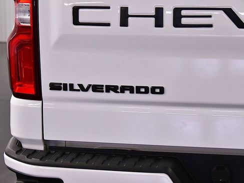Used 2021 Chevrolet Silverado 1500 Custom image 11