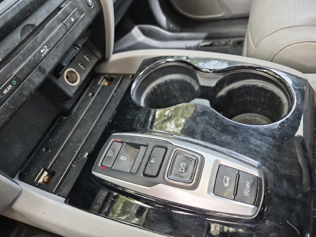 Used 2016 Honda Pilot Elite image 24