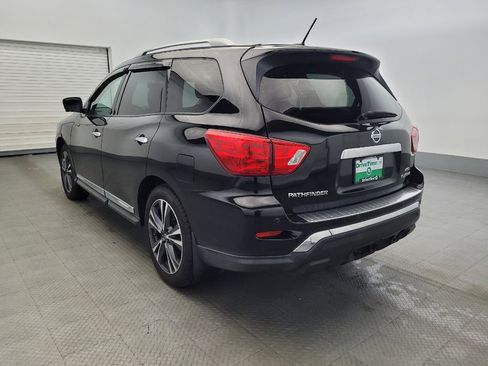 Used 2017 Nissan Pathfinder Platinum w/ Family Entertainment Package AWD/4WD image 5