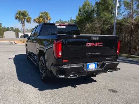 Used 2024 GMC Sierra 1500 Denali w/ Technology Package AWD/4WD image 7