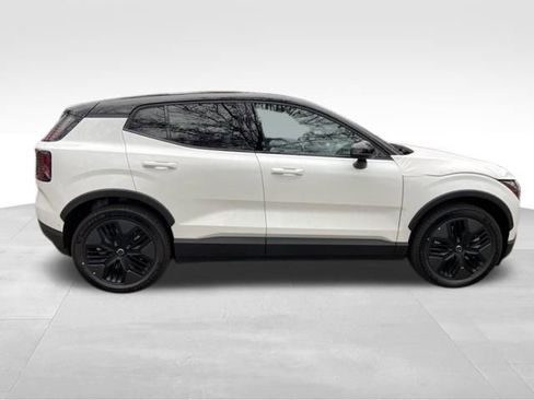 New 2026 Volvo EX30 Cross Country Ultra AWD/4WD image 8