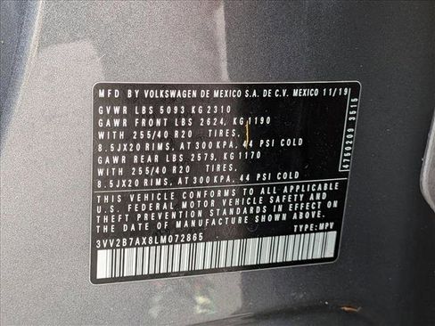 Used 2020 Volkswagen Tiguan SE R-Line image 25