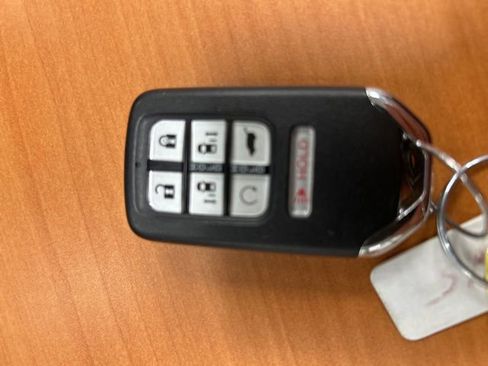 Used 2023 Honda Odyssey EX-L image 4