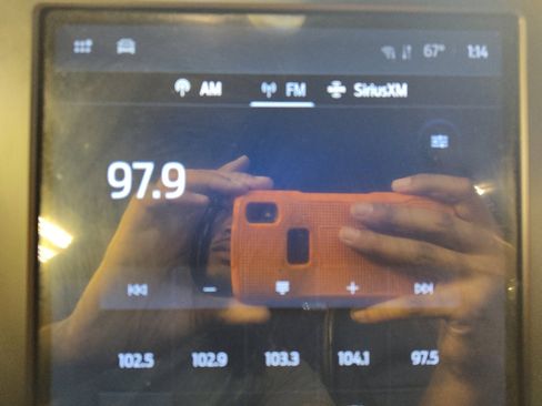 Used 2024 Ford Edge SEL w/ Convenience Package image 25