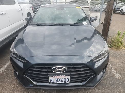 Used 2020 Hyundai Veloster 2.0 Premium FWD image 2