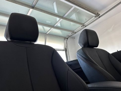 Used 2020 BMW 230i Convertible RWD image 17
