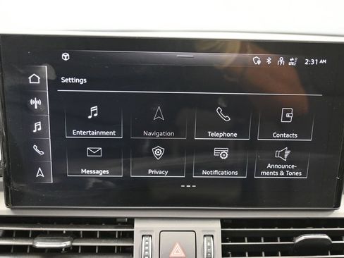Used 2024 Audi Q5 e Premium w/ Convenience Package AWD/4WD image 31