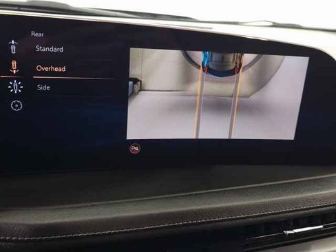 Certified 2025 Cadillac XT4 Premium Luxury image 30