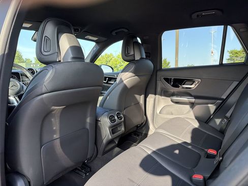 Used 2024 Mercedes-Benz GLC 300 w/ Winter Package image 12