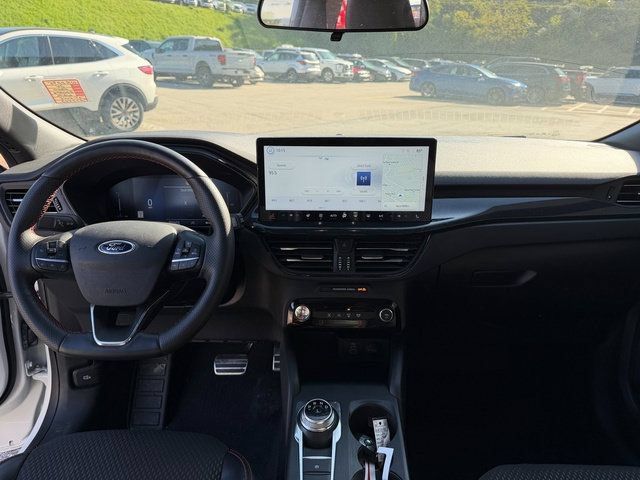 Used 2024 Ford Escape ST-Line w/ Tech Pack #1 AWD/4WD image 19