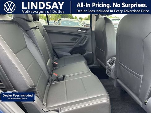 Used 2018 Volkswagen Tiguan SE FWD image 13