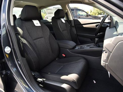 New 2025 Honda Accord SE image 19