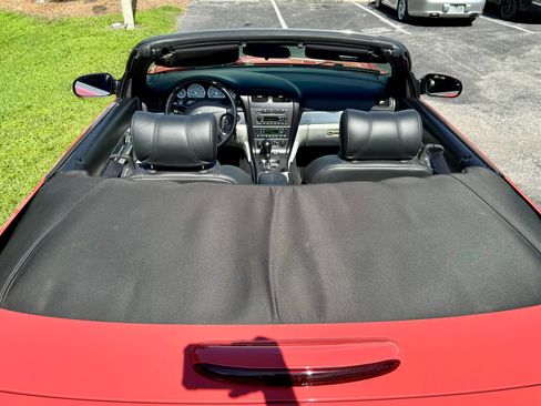 Used 2003 Ford Thunderbird image 59