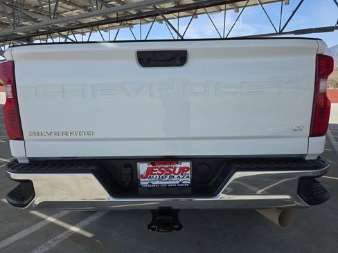 Used 2025 Chevrolet Silverado 2500 LT w/ Convenience Package image 33