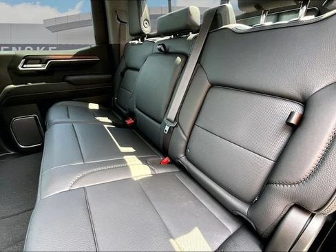 New 2026 GMC Sierra 1500 Denali w/ Technology Package AWD/4WD image 11