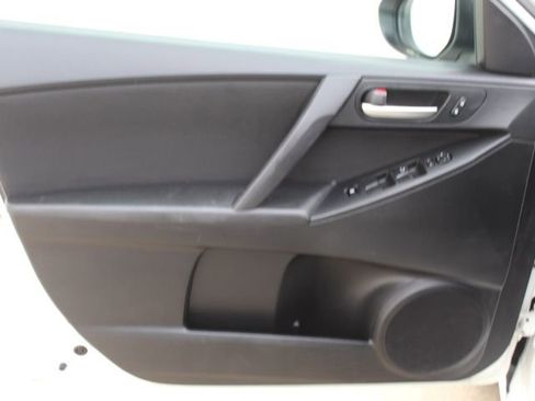 Used 2012 MAZDA MAZDA3 i Sport image 13