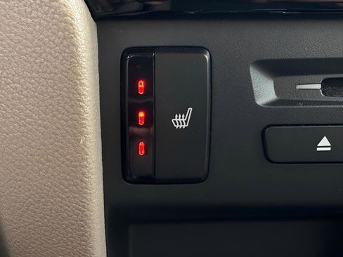 Used 2019 Honda Pilot Touring image 30