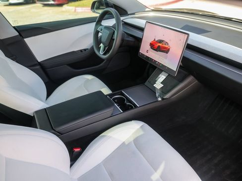 Used 2025 Tesla Model 3 RWD image 26