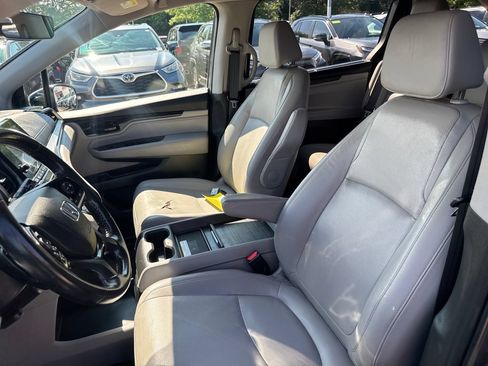 Used 2018 Honda Odyssey Elite image 17