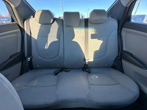 Used 2015 Hyundai Accent GLS image 16