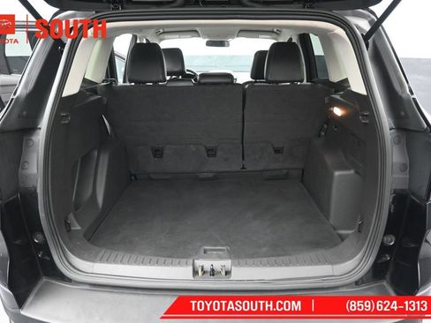 Used 2017 Ford Escape SE w/ Equipment Group 201A AWD/4WD image 26