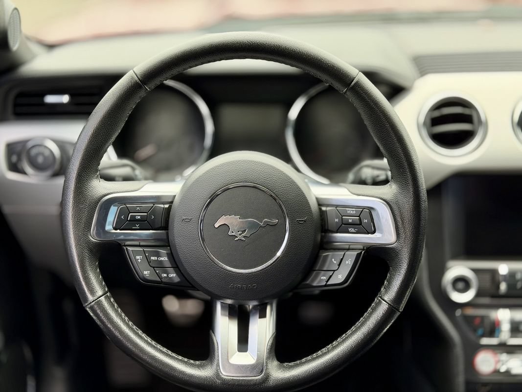 Used 2015 Ford Mustang Premium RWD image 14