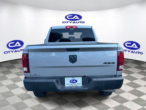 Used 2022 RAM 1500 Warlock AWD/4WD image 4