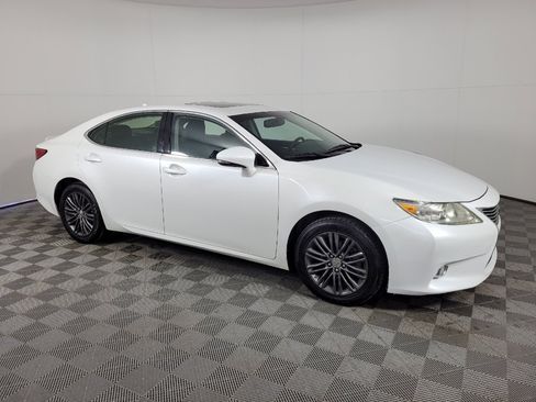 Used 2014 Lexus ES 350 w/ Premium Package FWD image 11